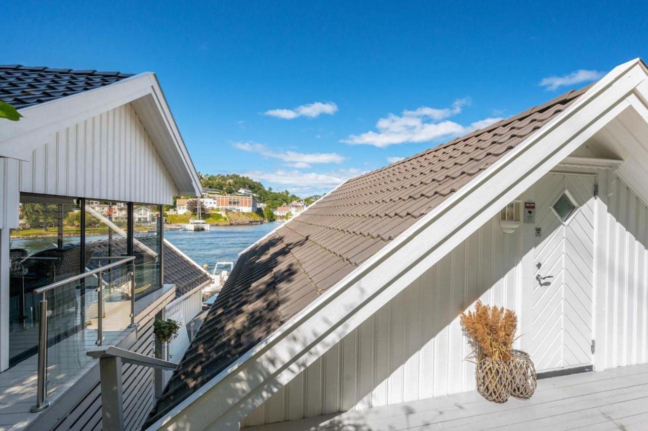 Luxurious Boathouse With Private Dock In The Best Location In Arendal Exterior photo
